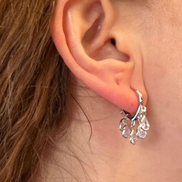 Elegant Sparkling Water Drop Shaped Zirconia Hoop Earrings - Picture 5 of 9